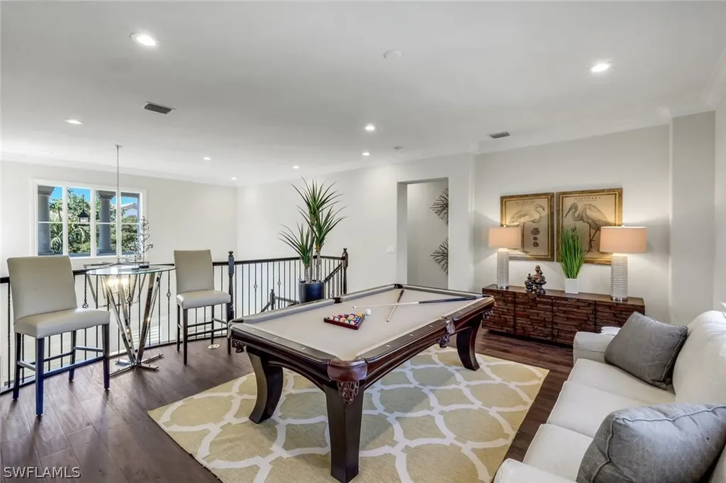 2106 Modena Court Naples FL 34105