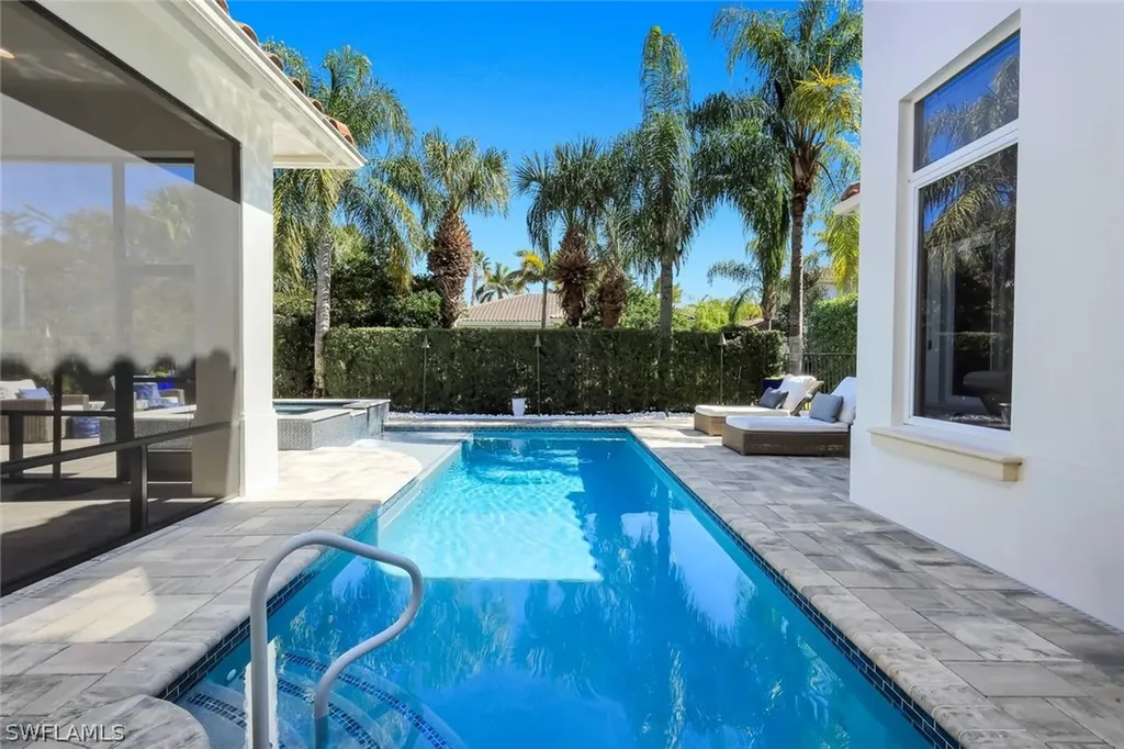 2106 Modena Court Naples FL 34105