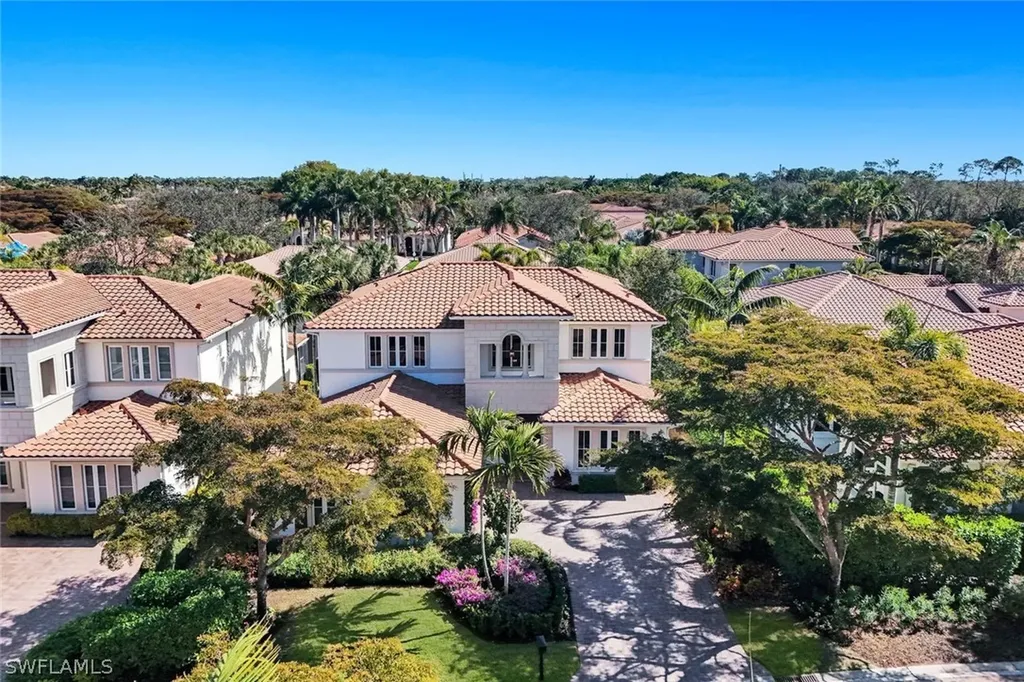 2106 Modena Court Naples FL 34105