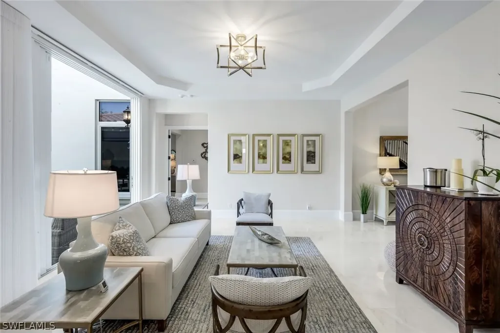 2106 Modena Court Naples FL 34105