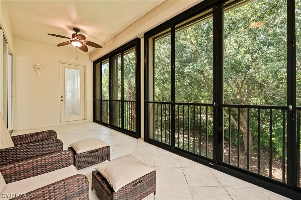 10040 Valiant Court Miromar Lakes FL 33913