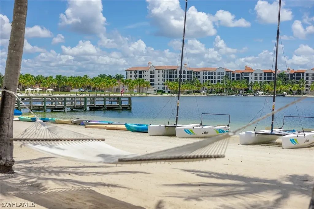 10040 Valiant Court Miromar Lakes FL 33913