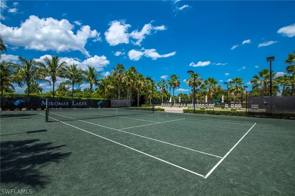 10040 Valiant Court Miromar Lakes FL 33913