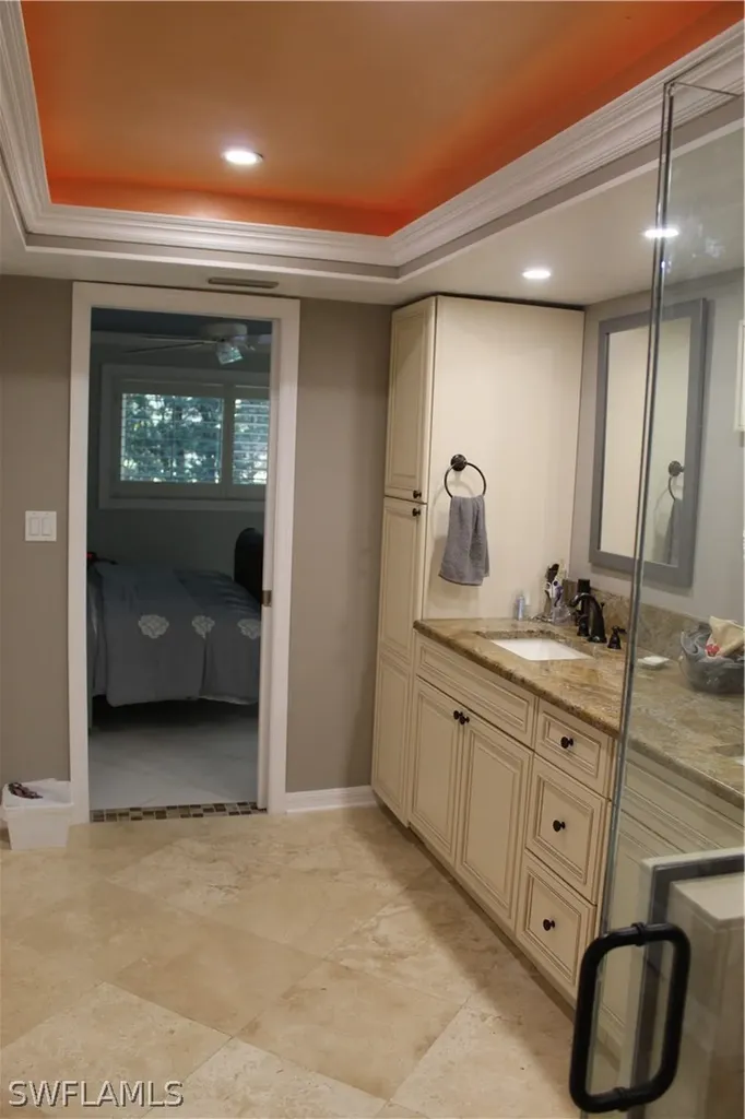 606 Park Shore Drive Naples FL 34103