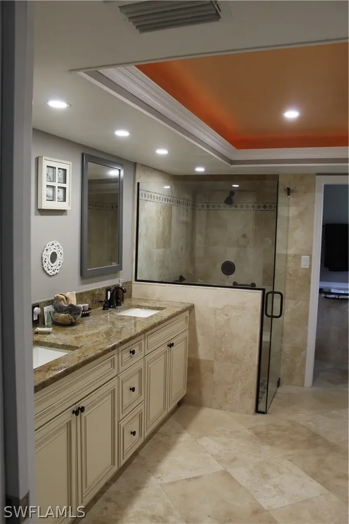 606 Park Shore Drive Naples FL 34103
