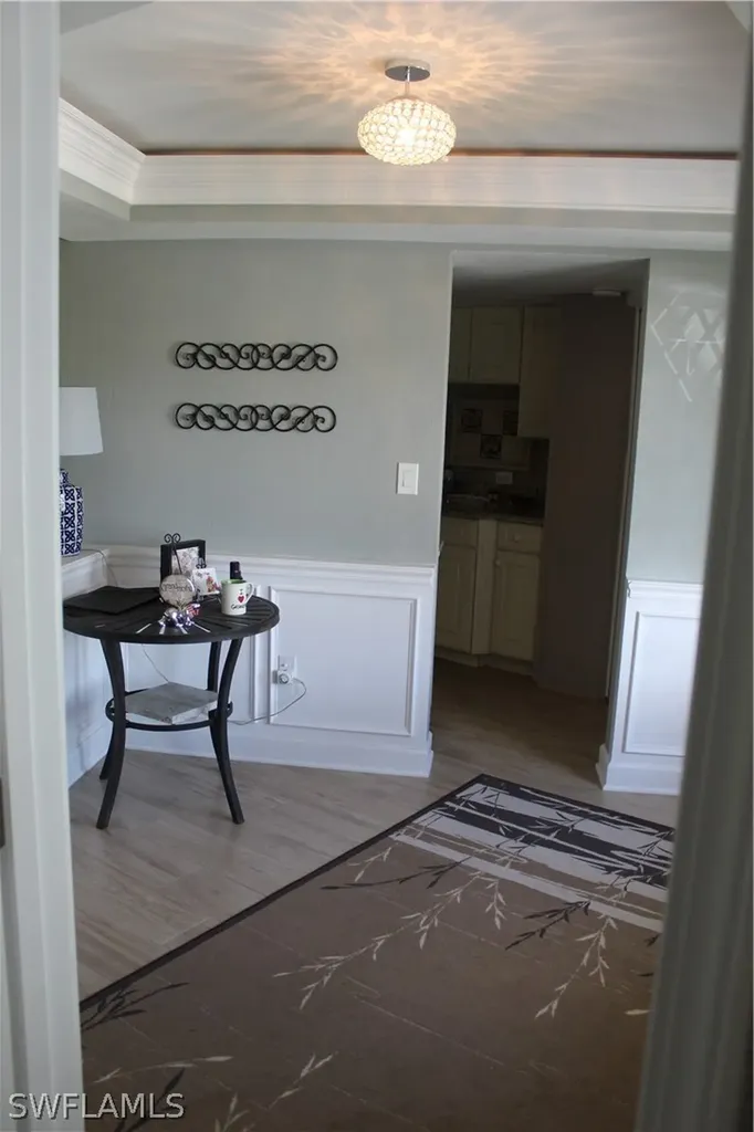 606 Park Shore Drive Naples FL 34103