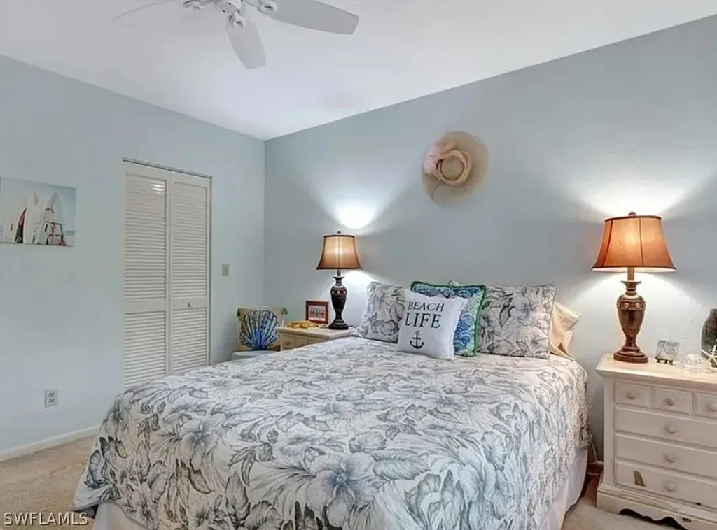1810 Kings Lake Boulevard Naples FL 34112