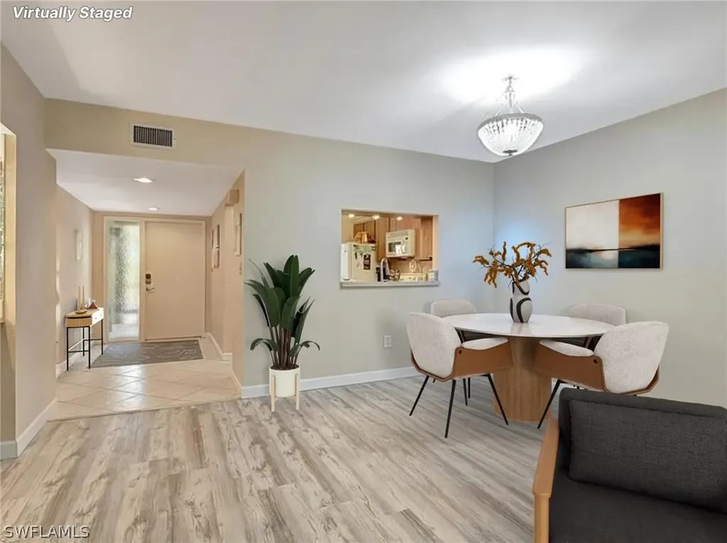 1810 Kings Lake Boulevard Naples FL 34112