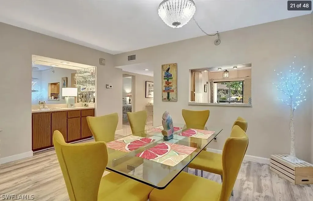 1810 Kings Lake Boulevard Naples FL 34112