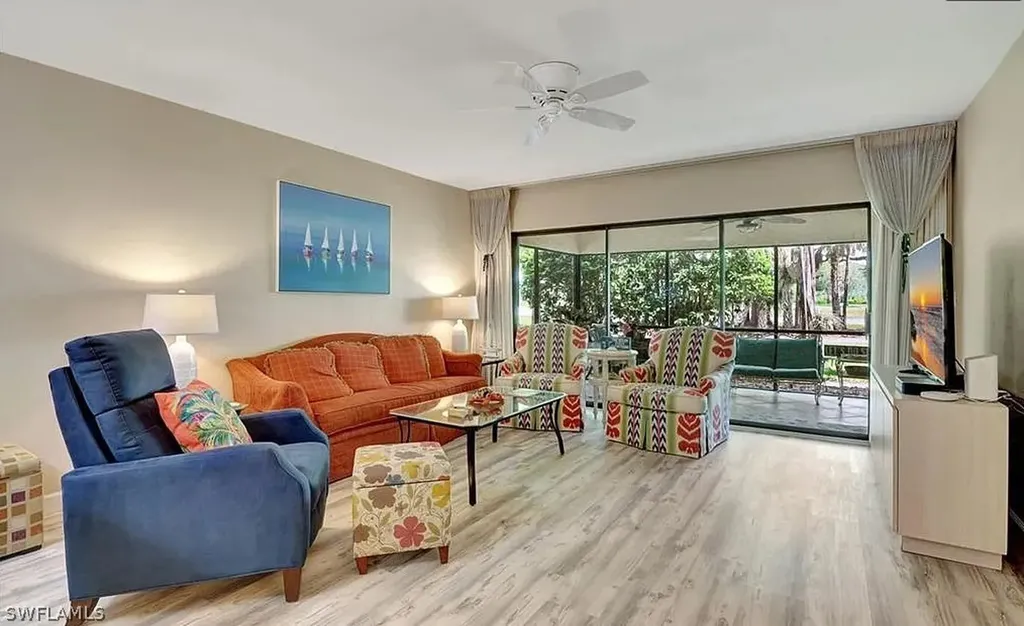1810 Kings Lake Boulevard Naples FL 34112