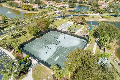 3042 Driftwood Way Naples FL 34109