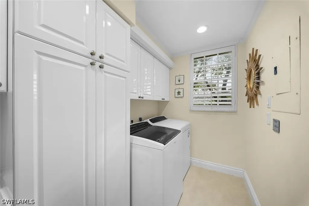6830 San Marino Drive Naples FL 34108