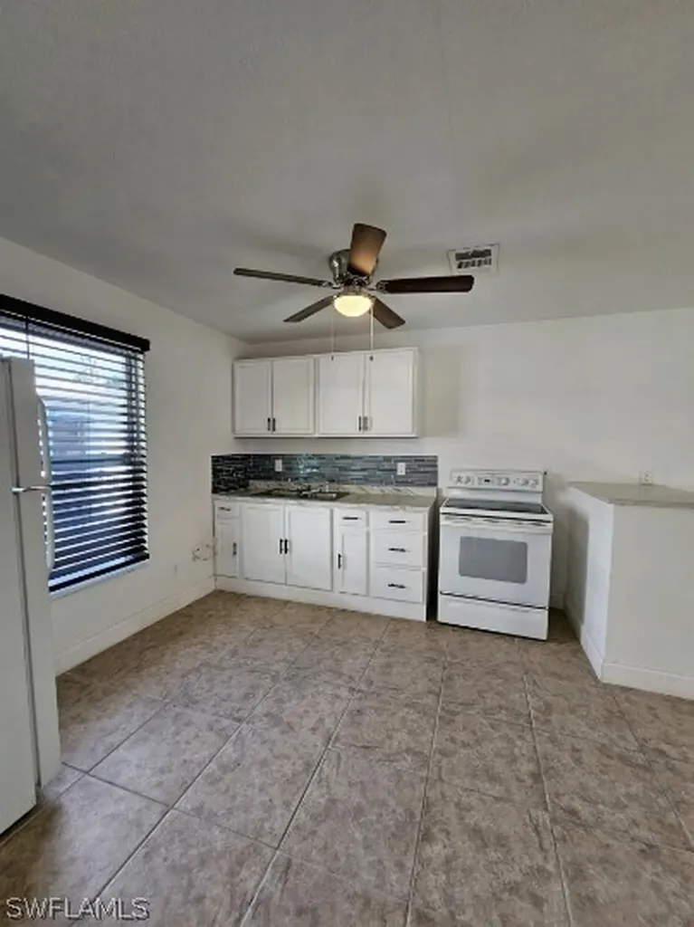 2996 Francis Avenue Naples FL 34112