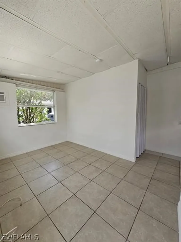 2996 Francis Avenue Naples FL 34112