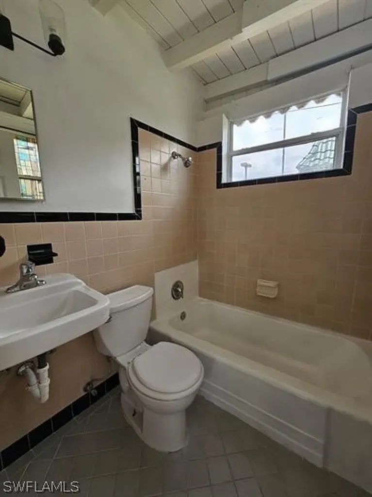 2996 Francis Avenue Naples FL 34112