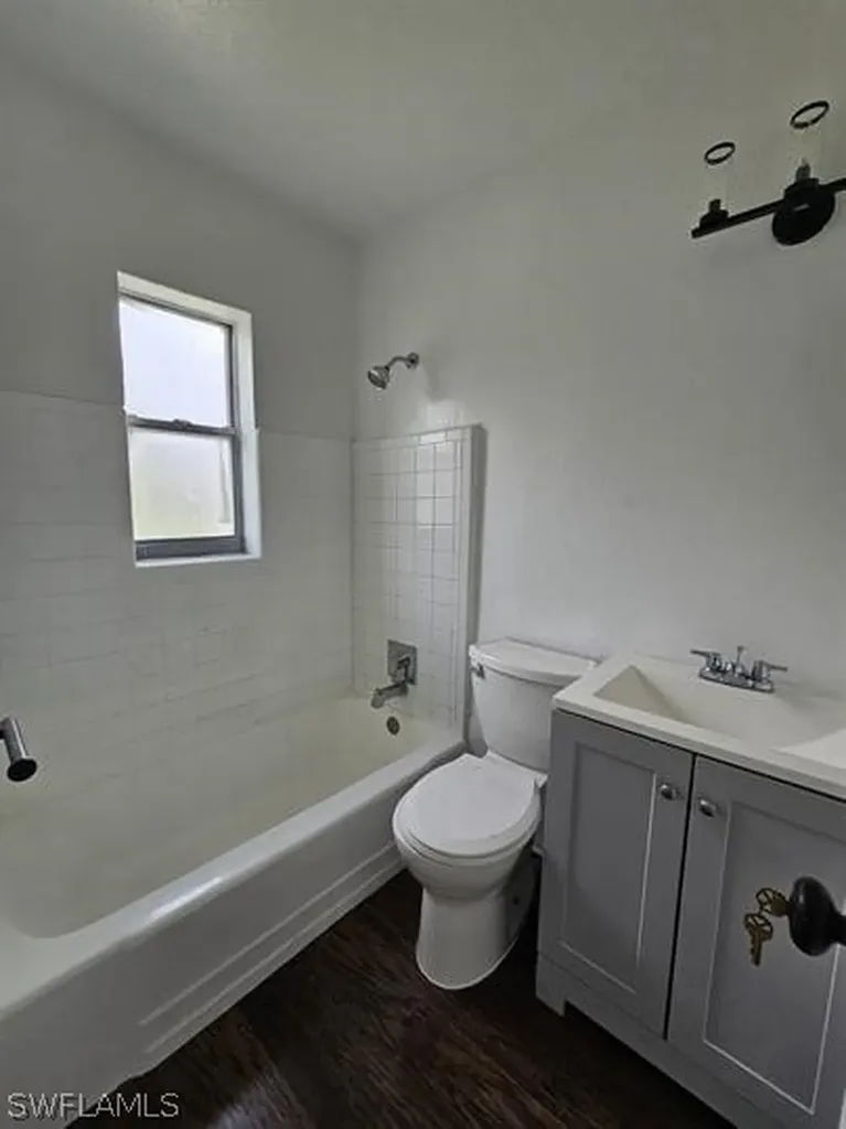 2996 Francis Avenue Naples FL 34112
