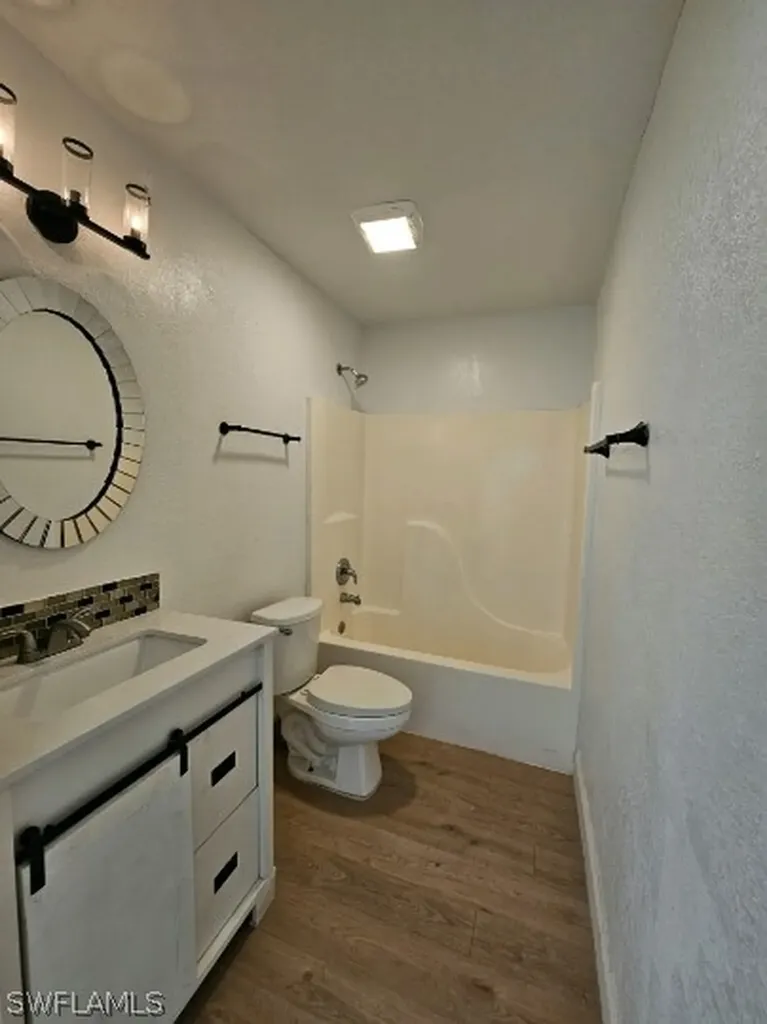 2996 Francis Avenue Naples FL 34112