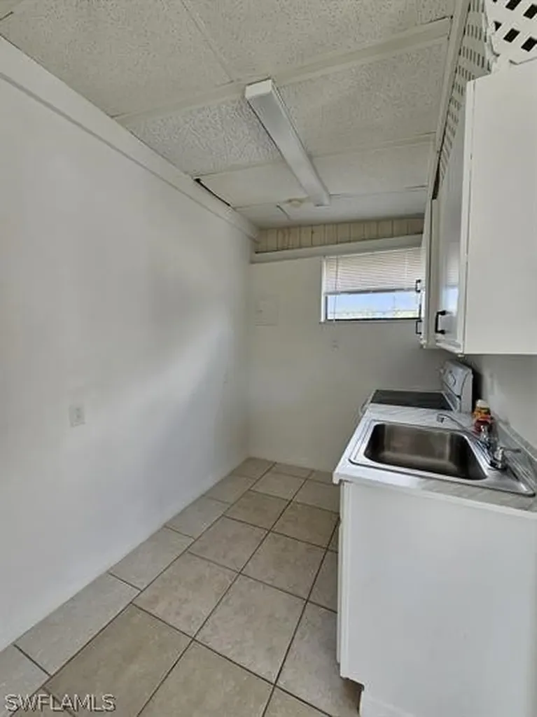 2996 Francis Avenue Naples FL 34112