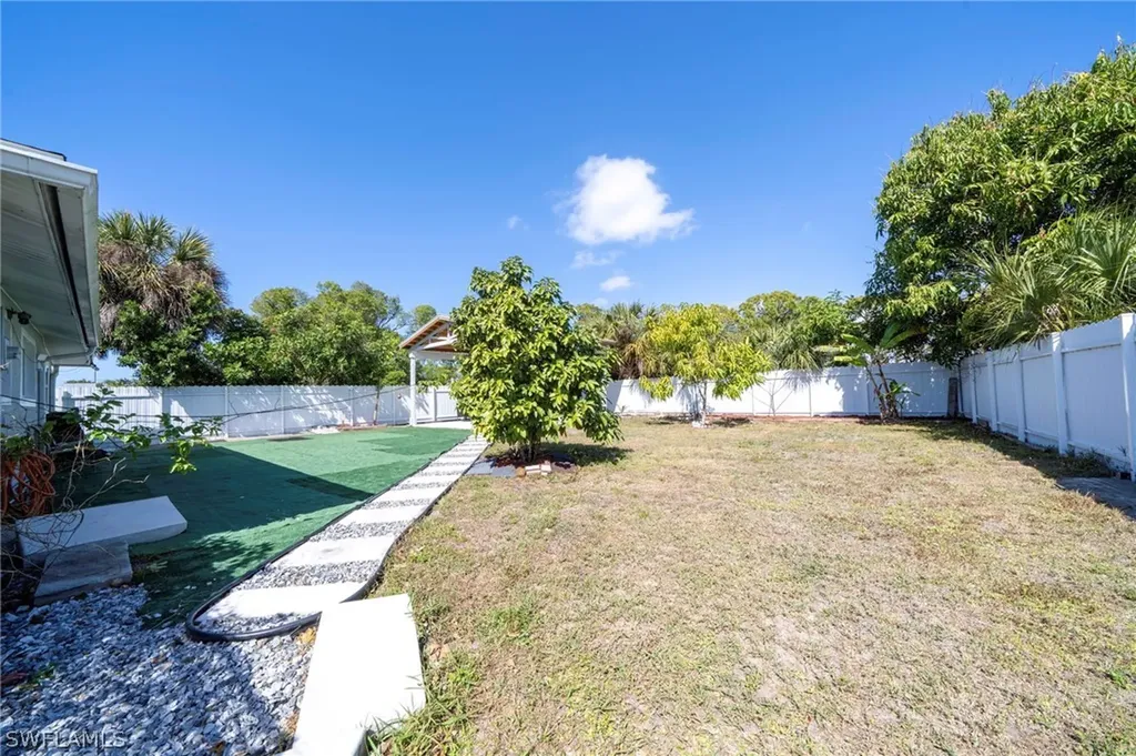 1701 Framingham Court Fort Myers FL 33907