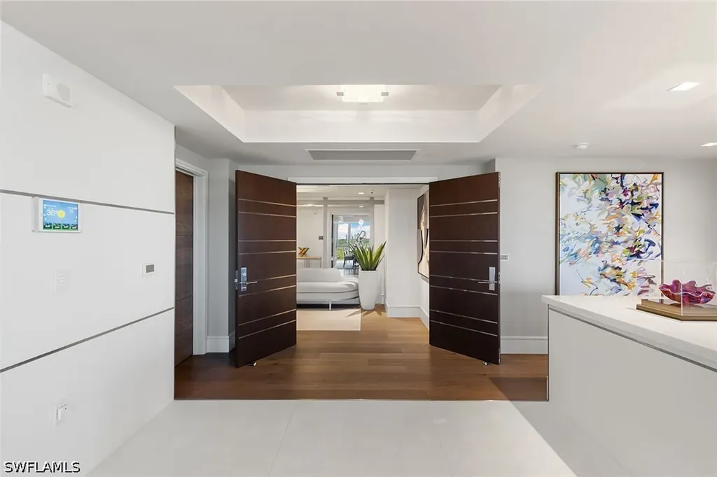 6897 Grenadier Boulevard Naples FL 34108