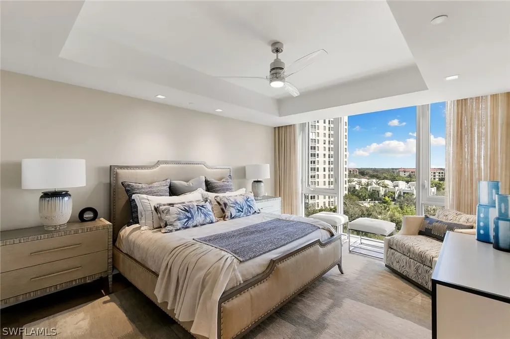 6897 Grenadier Boulevard Naples FL 34108