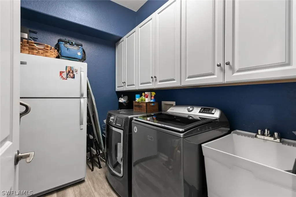 8575 Via Lungomare Circle Estero FL 33928