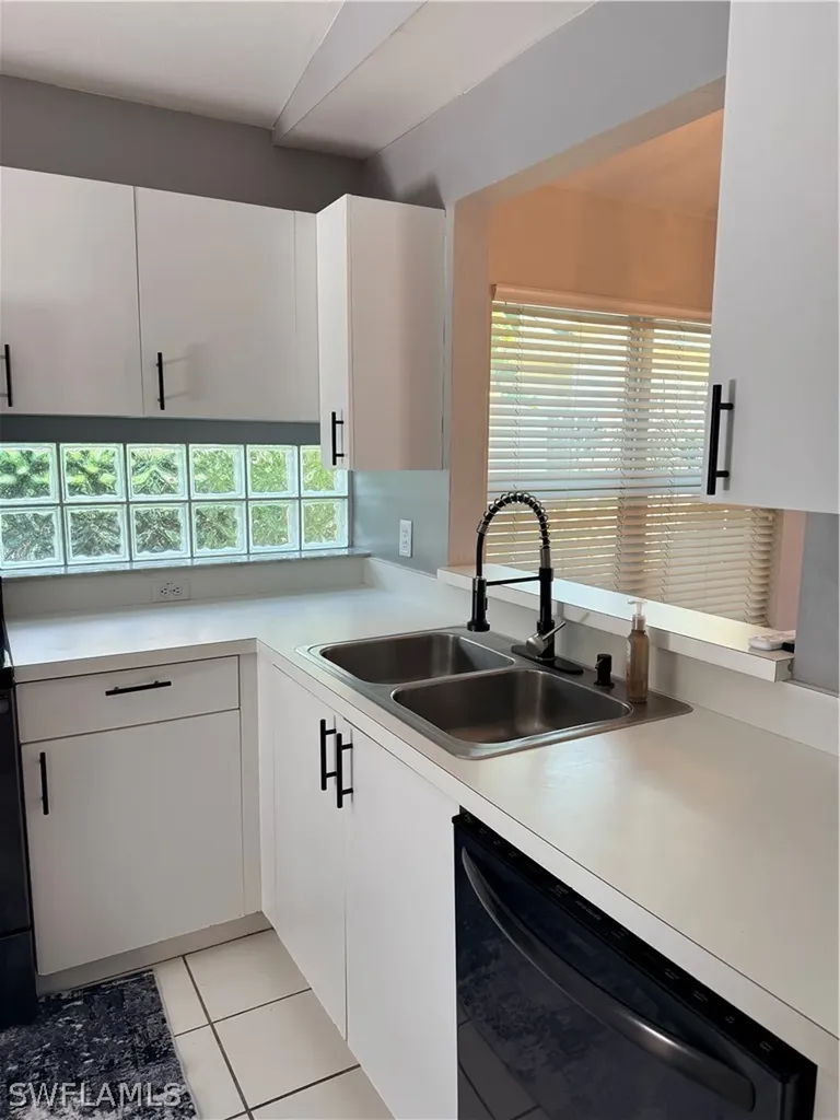 3307 Rosinka Court Naples FL 34112