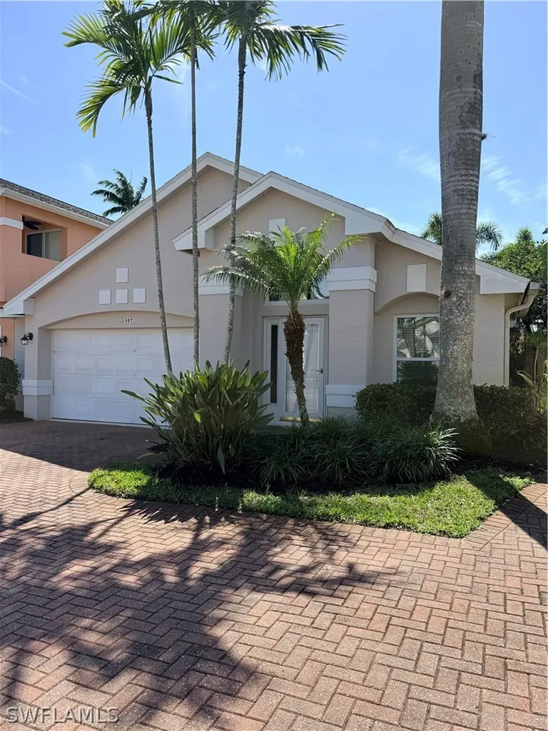 3307 Rosinka Court Naples FL 34112