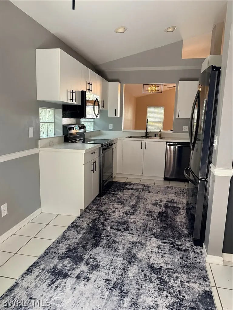 3307 Rosinka Court Naples FL 34112