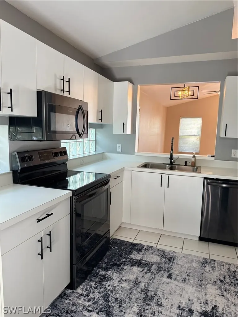 3307 Rosinka Court Naples FL 34112