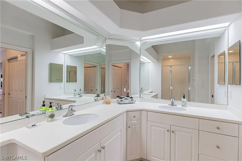 8641 Piazza Del Lago Circle Estero FL 33928