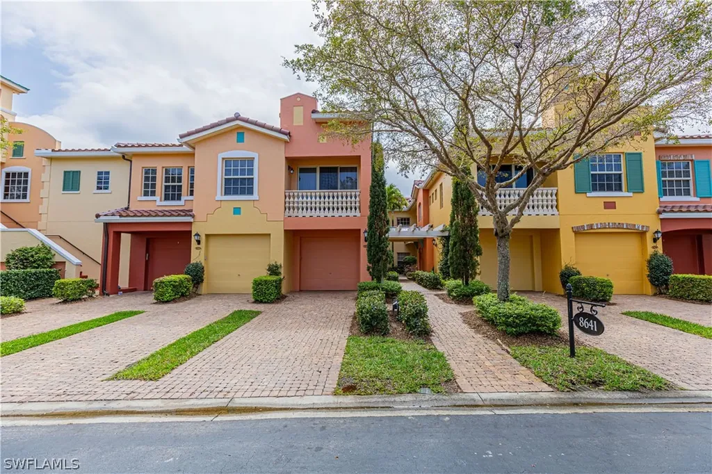 8641 Piazza Del Lago Circle Estero FL 33928