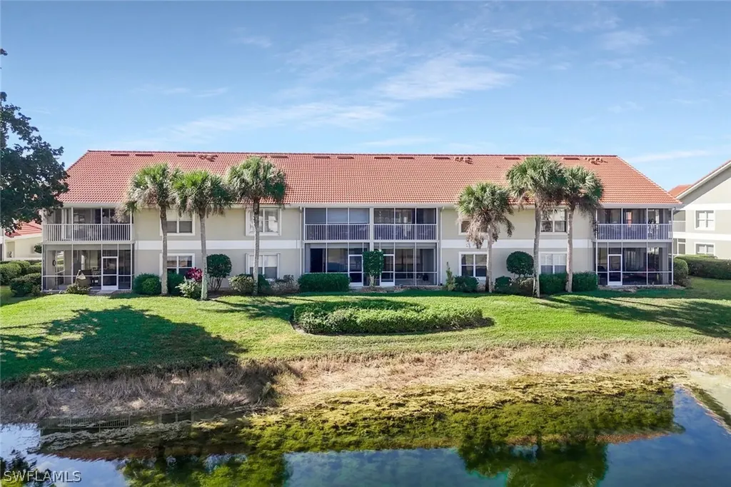 5135 Cobble Creek Court Naples FL 34110