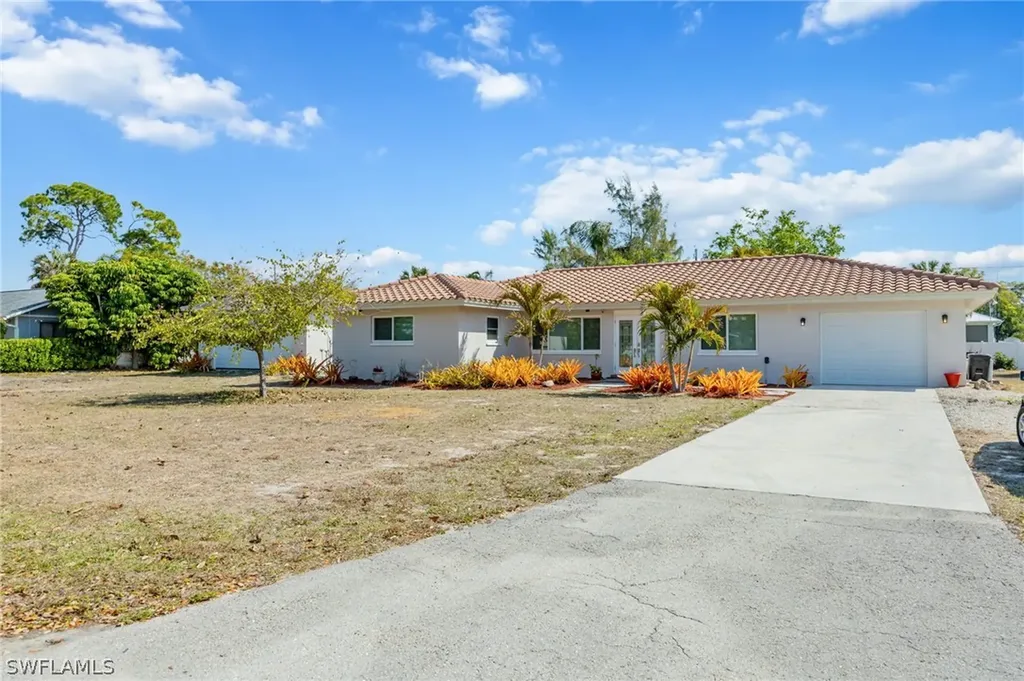 27104 Jarvis Road Bonita Springs FL 34135