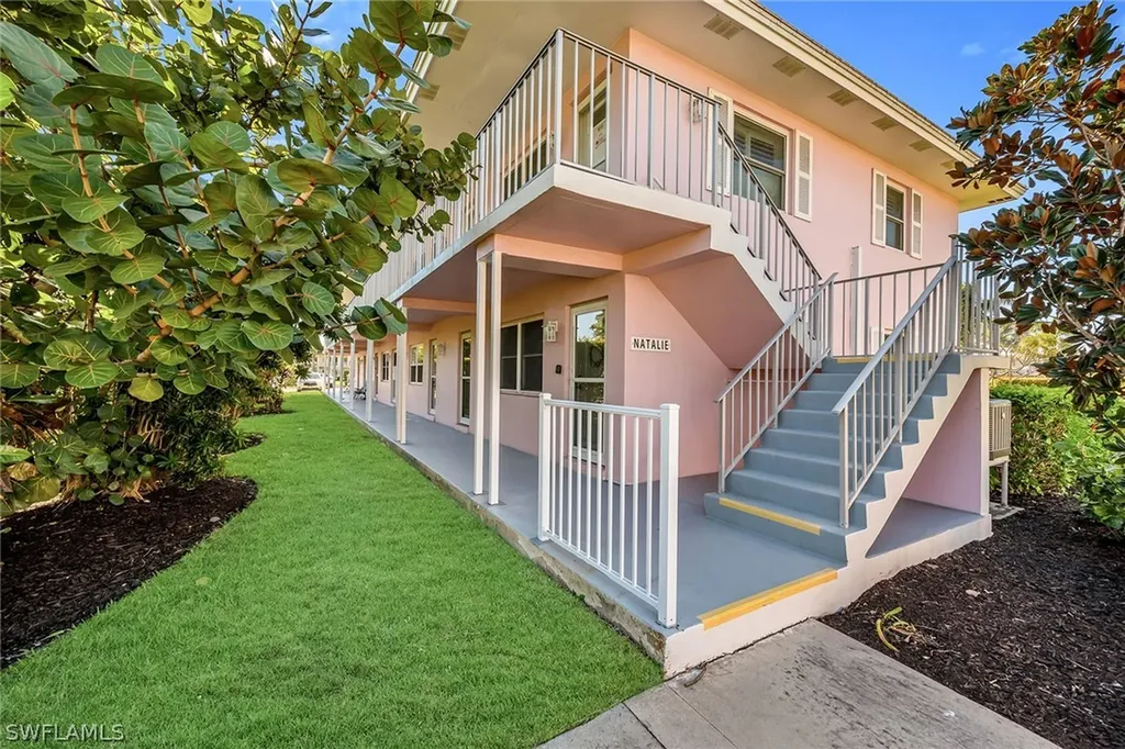 Marco Island FL, 190 N Collier Boulevard, Unit N8