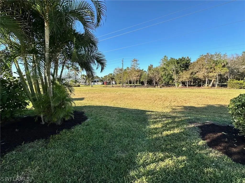 1623 Diamond Lake Circle Naples FL 34114