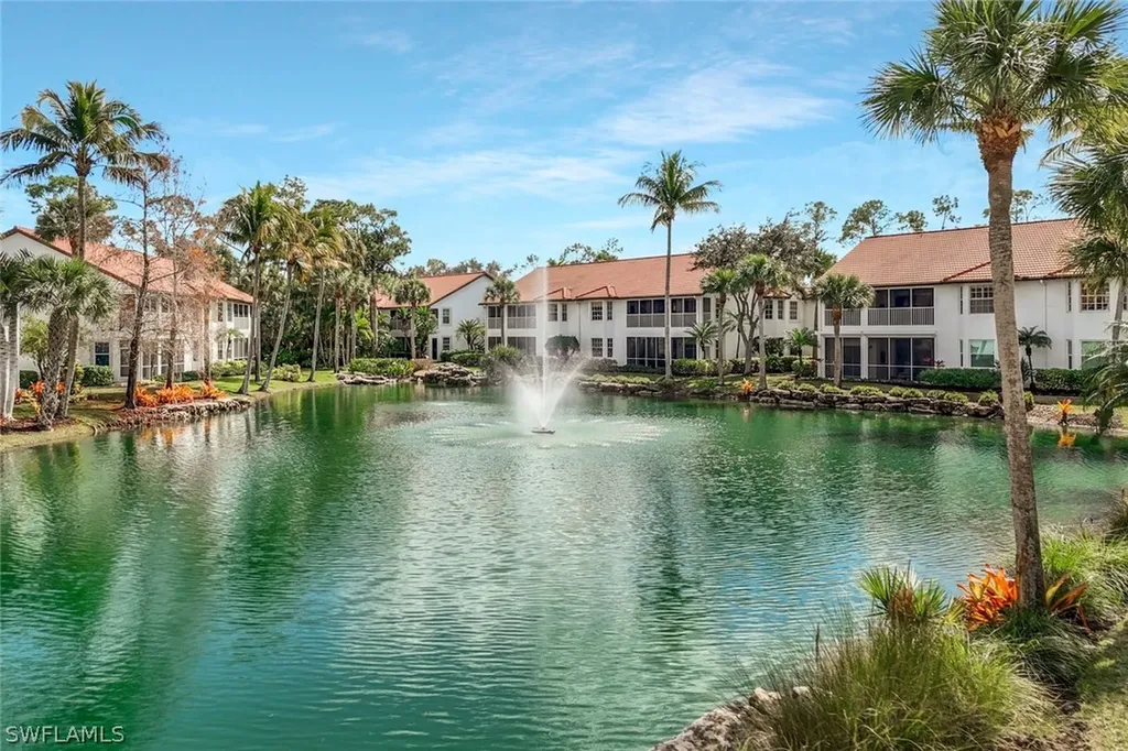 2180 Hawksridge Drive Naples FL 34105