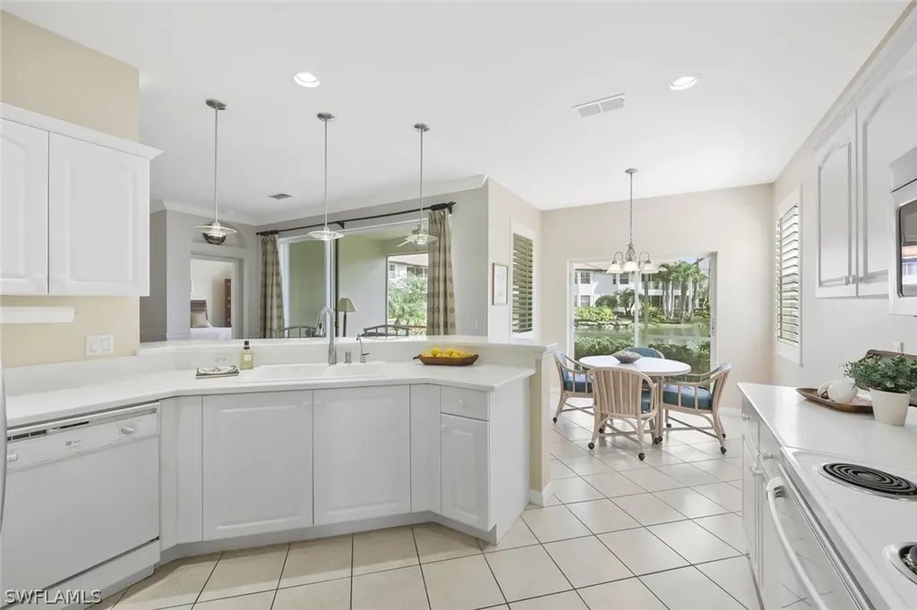 2180 Hawksridge Drive Naples FL 34105