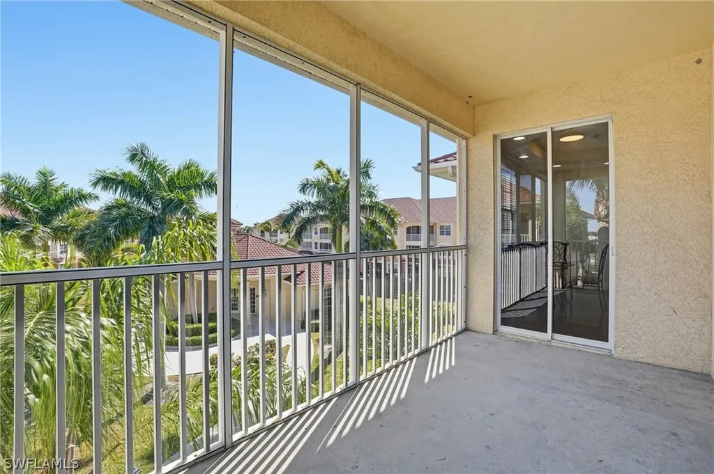 1121 Van Loon Commons Circle Cape Coral FL 33909