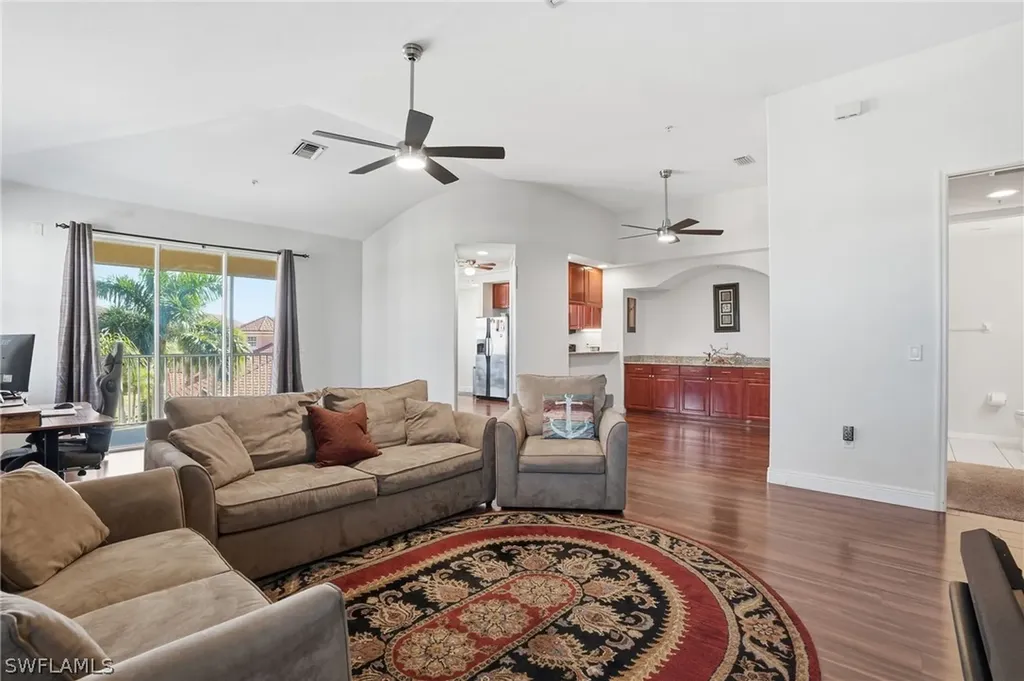1121 Van Loon Commons Circle Cape Coral FL 33909