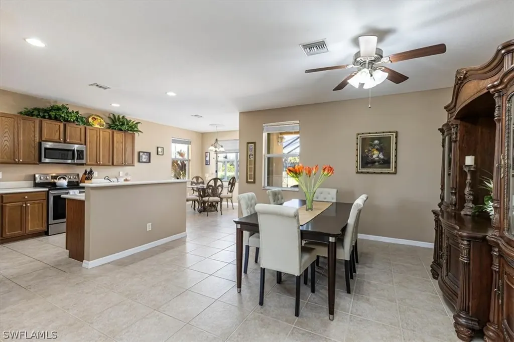 1893 Par Drive Naples FL 34120