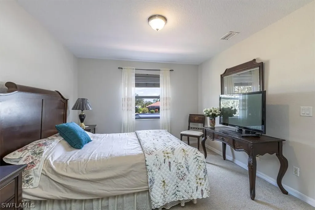 1893 Par Drive Naples FL 34120