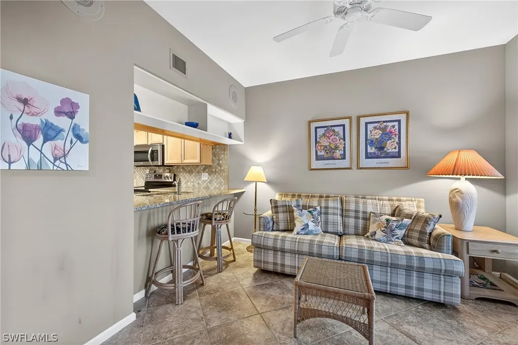 5899 Chanteclair Drive Naples FL 34108