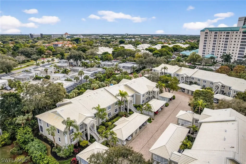 5899 Chanteclair Drive Naples FL 34108