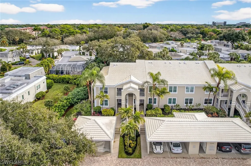 5899 Chanteclair Drive Naples FL 34108