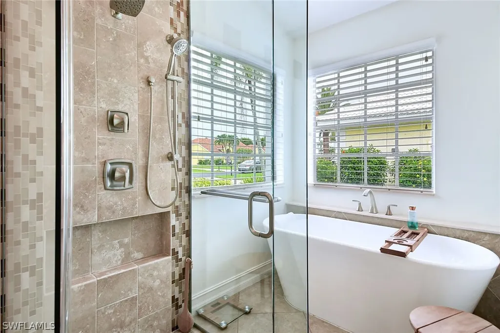 28900 Regis Court Bonita Springs FL 34134