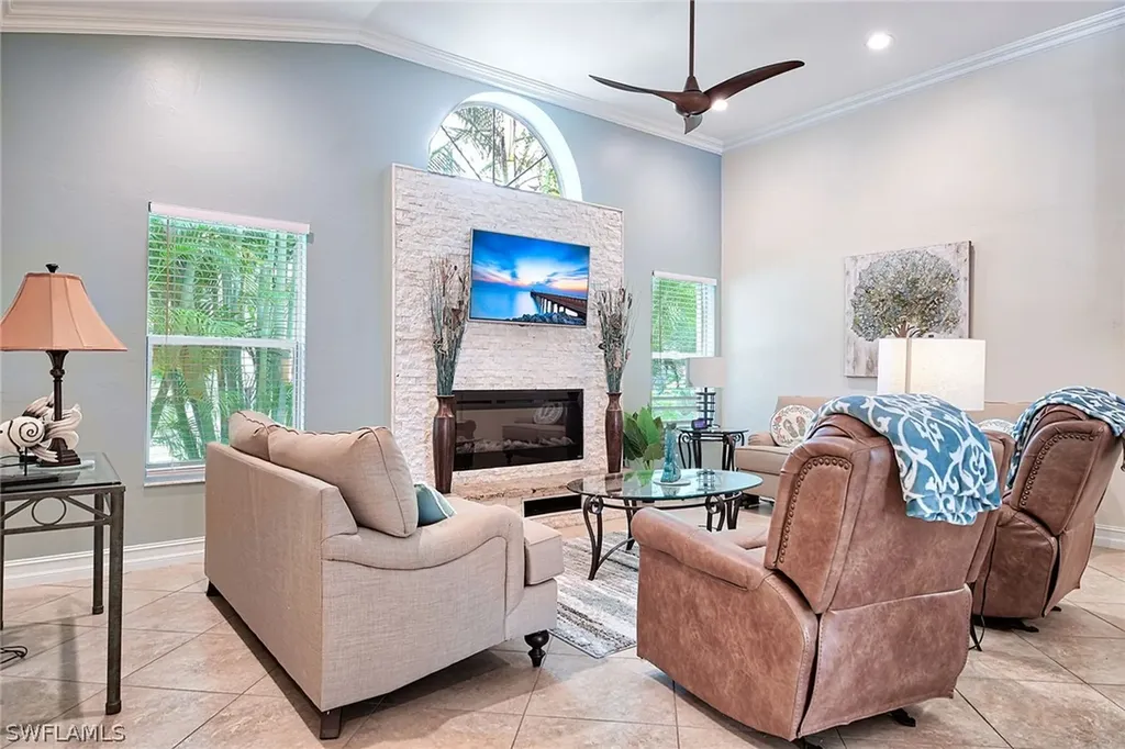 28900 Regis Court Bonita Springs FL 34134