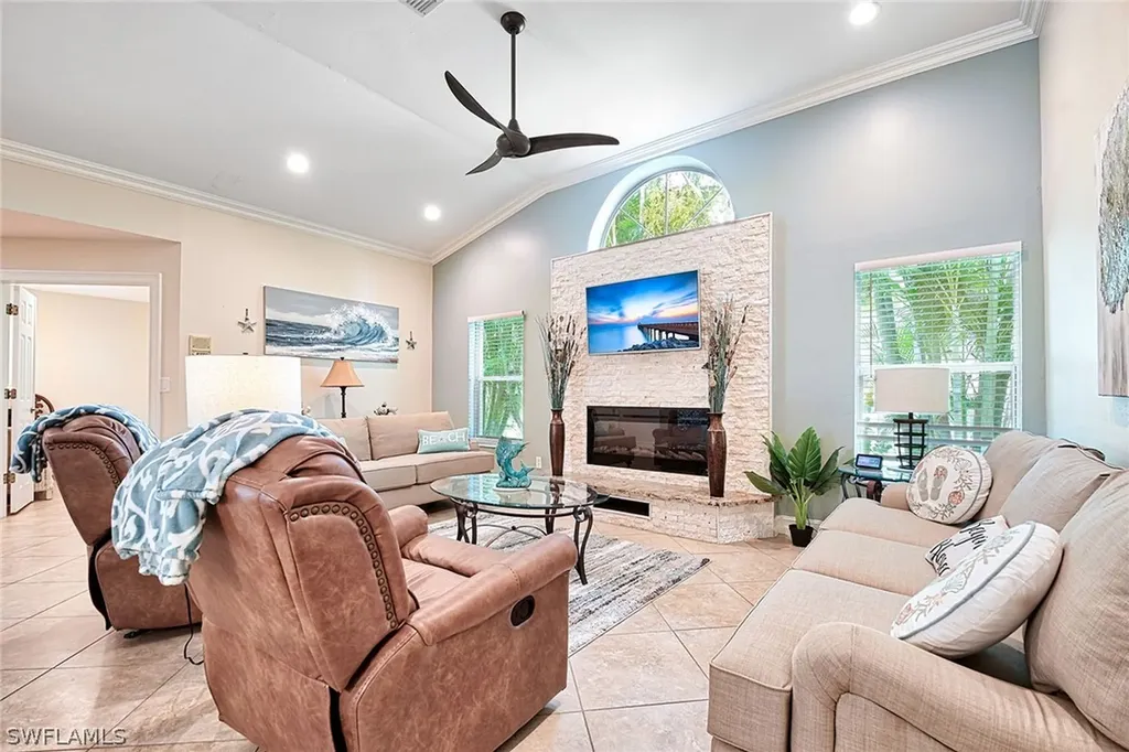 28900 Regis Court Bonita Springs FL 34134