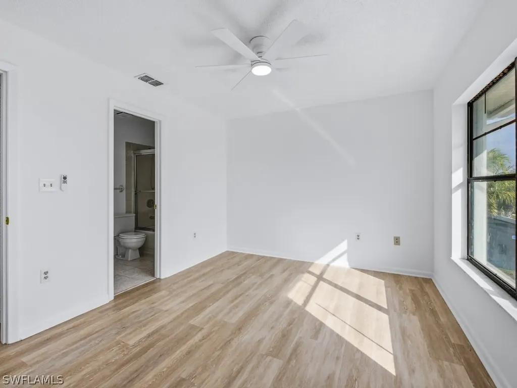 48 Via Marco Marco Island FL 34145