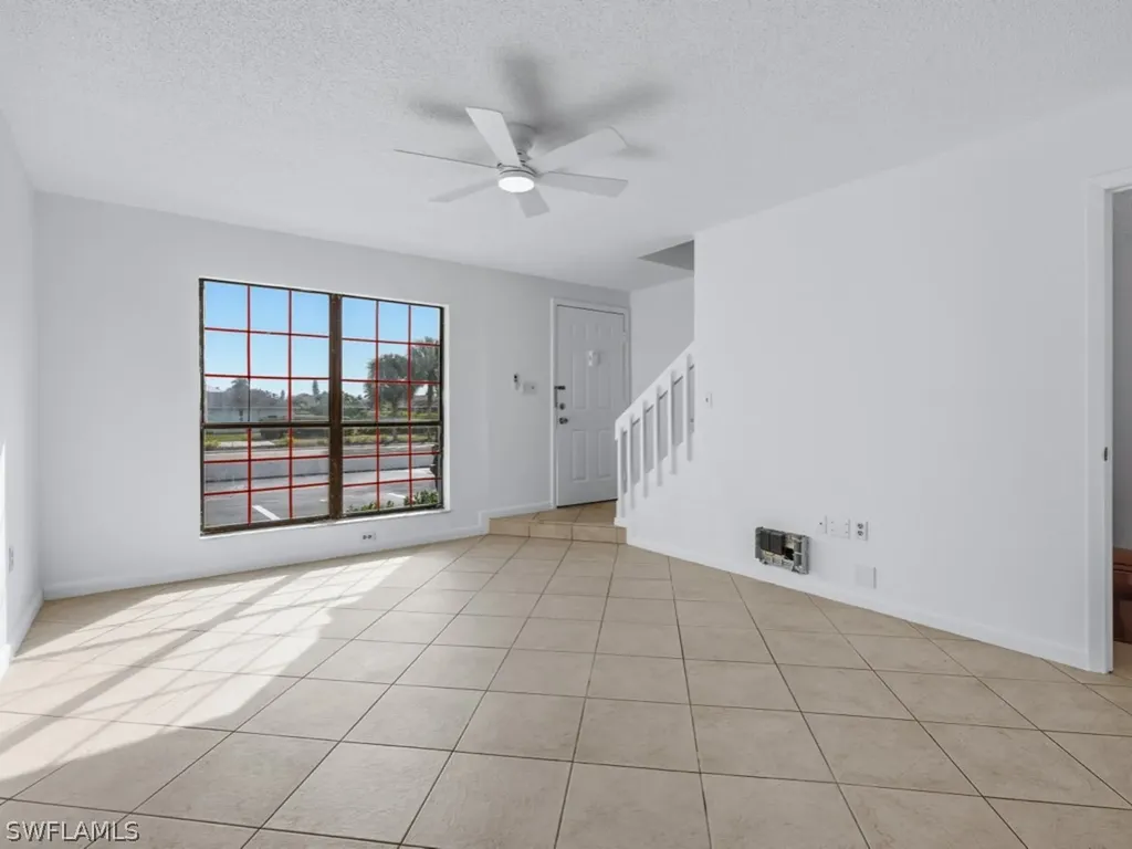 48 Via Marco Marco Island FL 34145